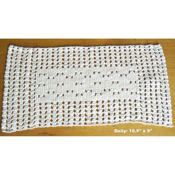 2 Crocheted Doilies White Crochet Doily Vintage Doilies Doilies Handmade D4 - Picture 3 of 3